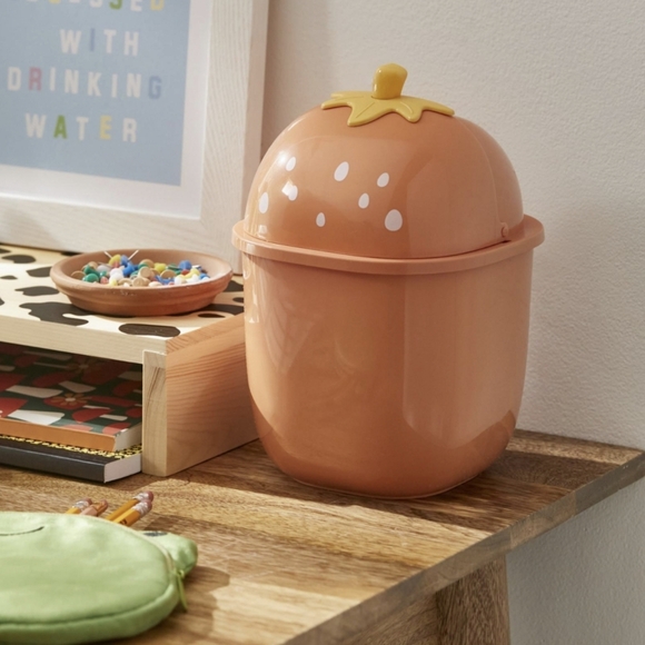 urban outfitters | mini icon trash can - Picture 1 of 7